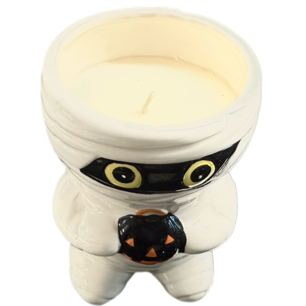 NEW! DW Home “Caramel Pumpkin” Mummy Shaped Decorative Candle 11.2 Oz. - Picture 8 of 8